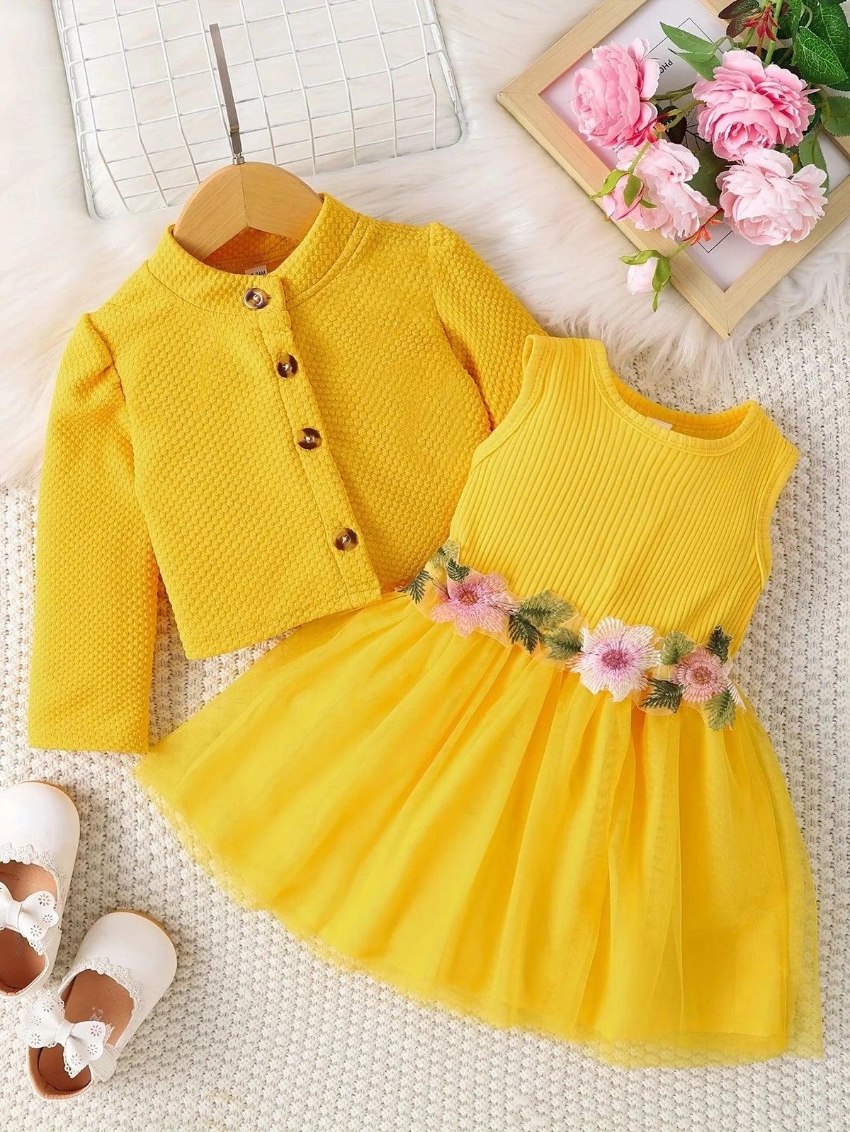 Conjunto Infantil Vestido Flor+ Casaquinho